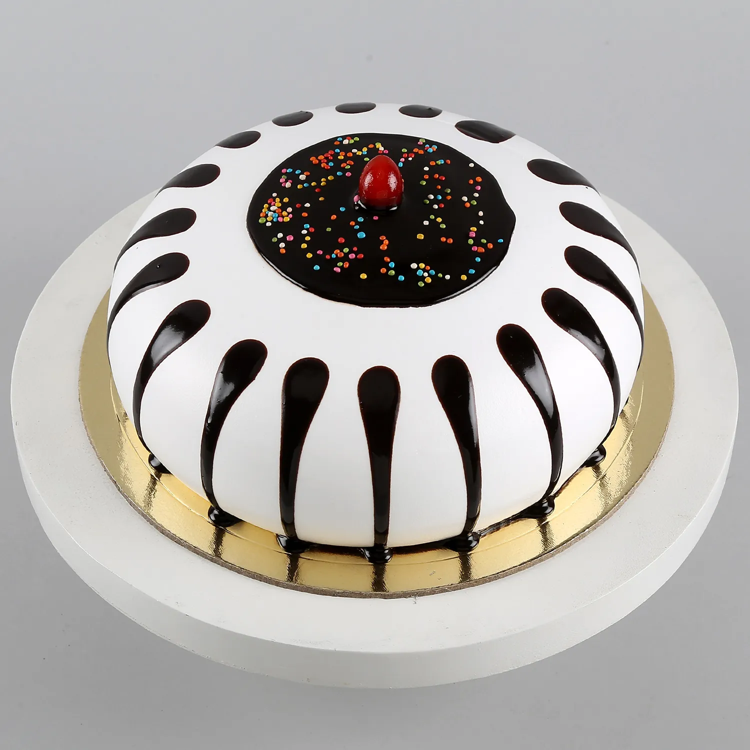 BIRTHDAY Animlas cake pineapple flower fancy cake making by New Cake Wala -  YouTube | Jungle theme cakes, Cake, Themed cakes