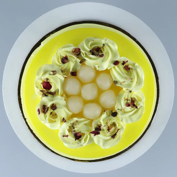 Vanilla Cream Cake With Rasgulla - Image 6
