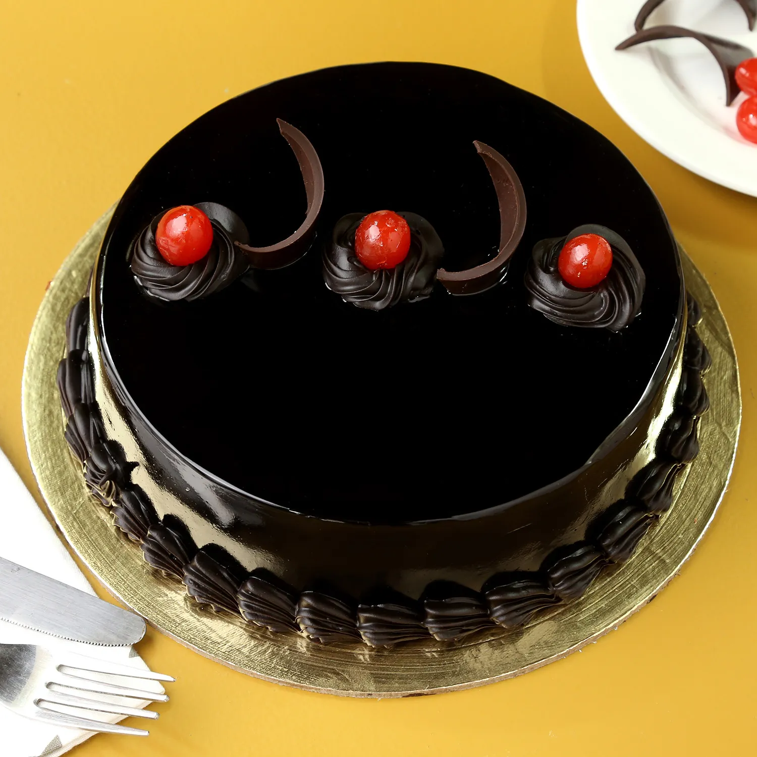 Chocolate Truffle Cake | Preeti Flowers