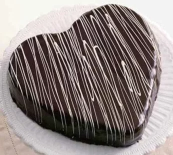 Expressions Of Love Cake