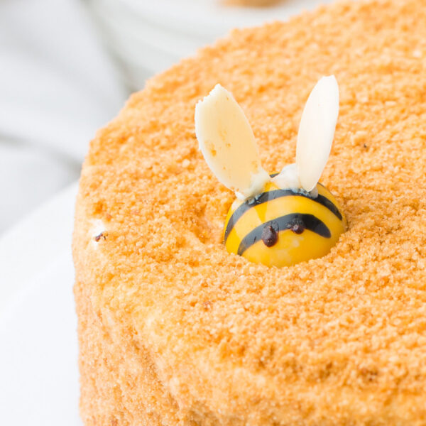 Honey Bee Butterscotch Cake- - Image 4