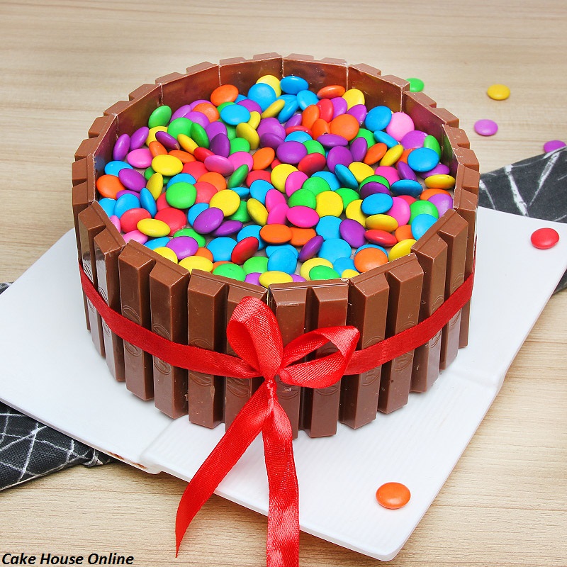 kitkat Cake | Zoet Desserts